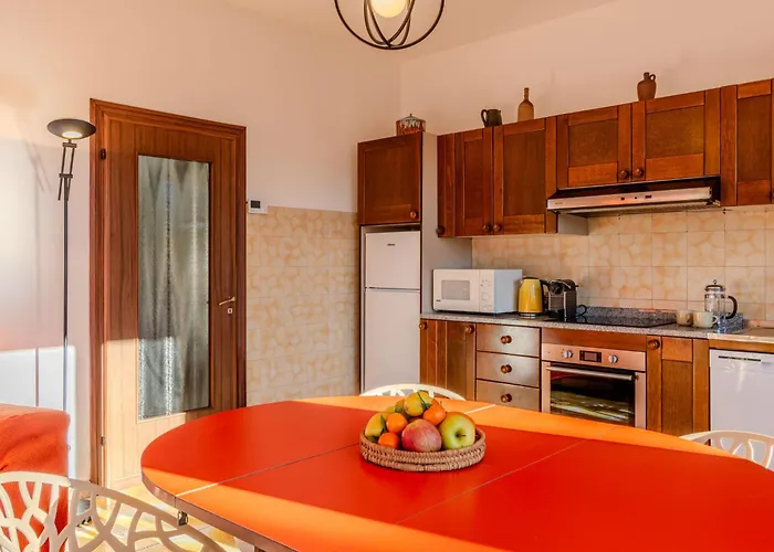 Apartamento Betulla-1 By Interhome
